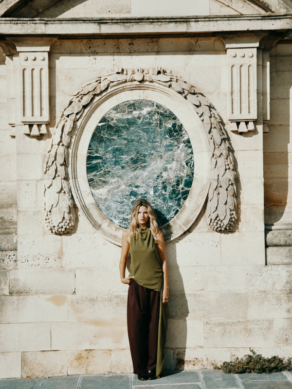 The Pleated Summer Wool Barrel Trouser