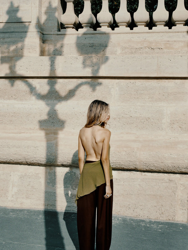 The Pleated Summer Wool Barrel Trouser