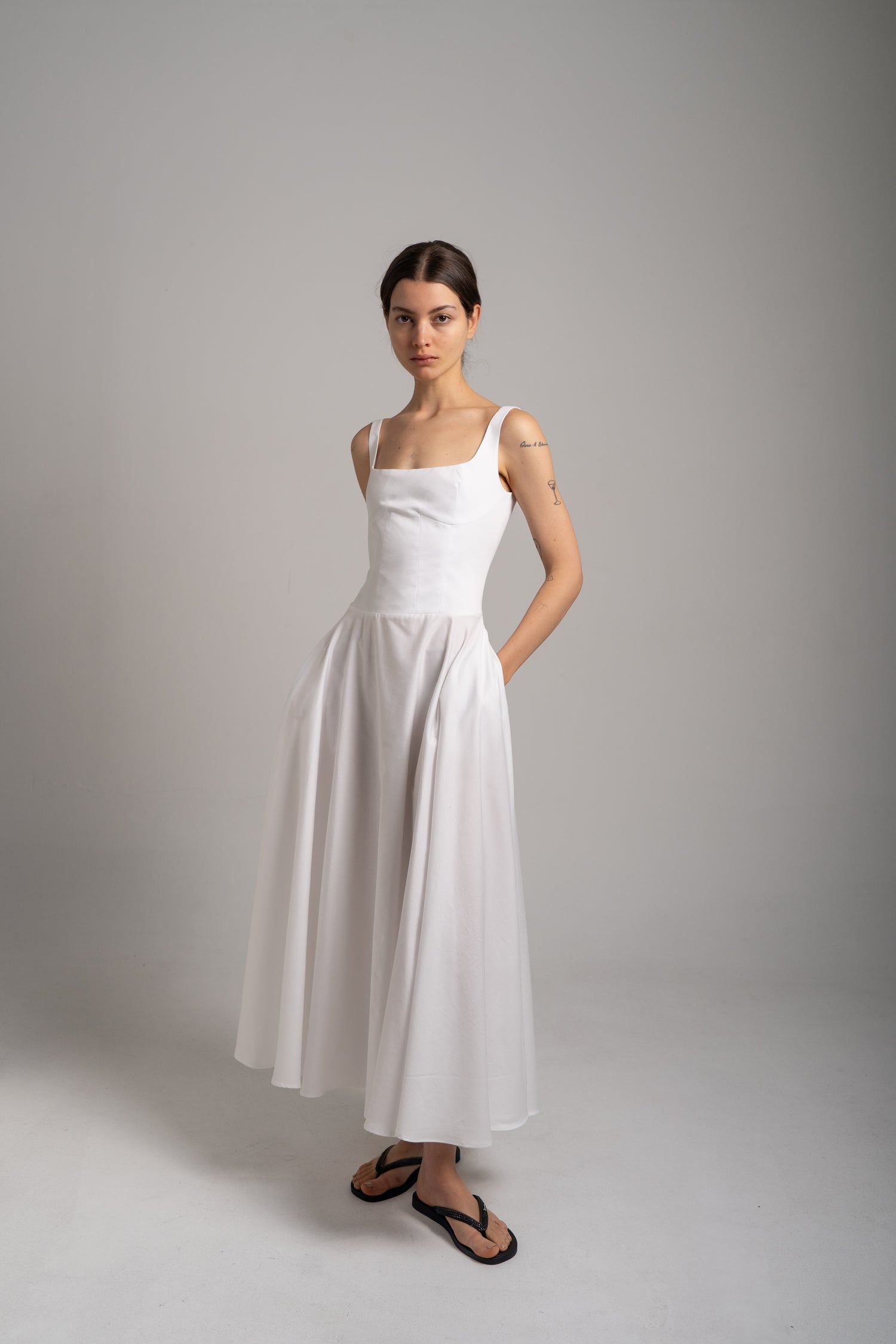 low back wedding dresses Silk low back wedding dress / EMMA 6 US / Natural White