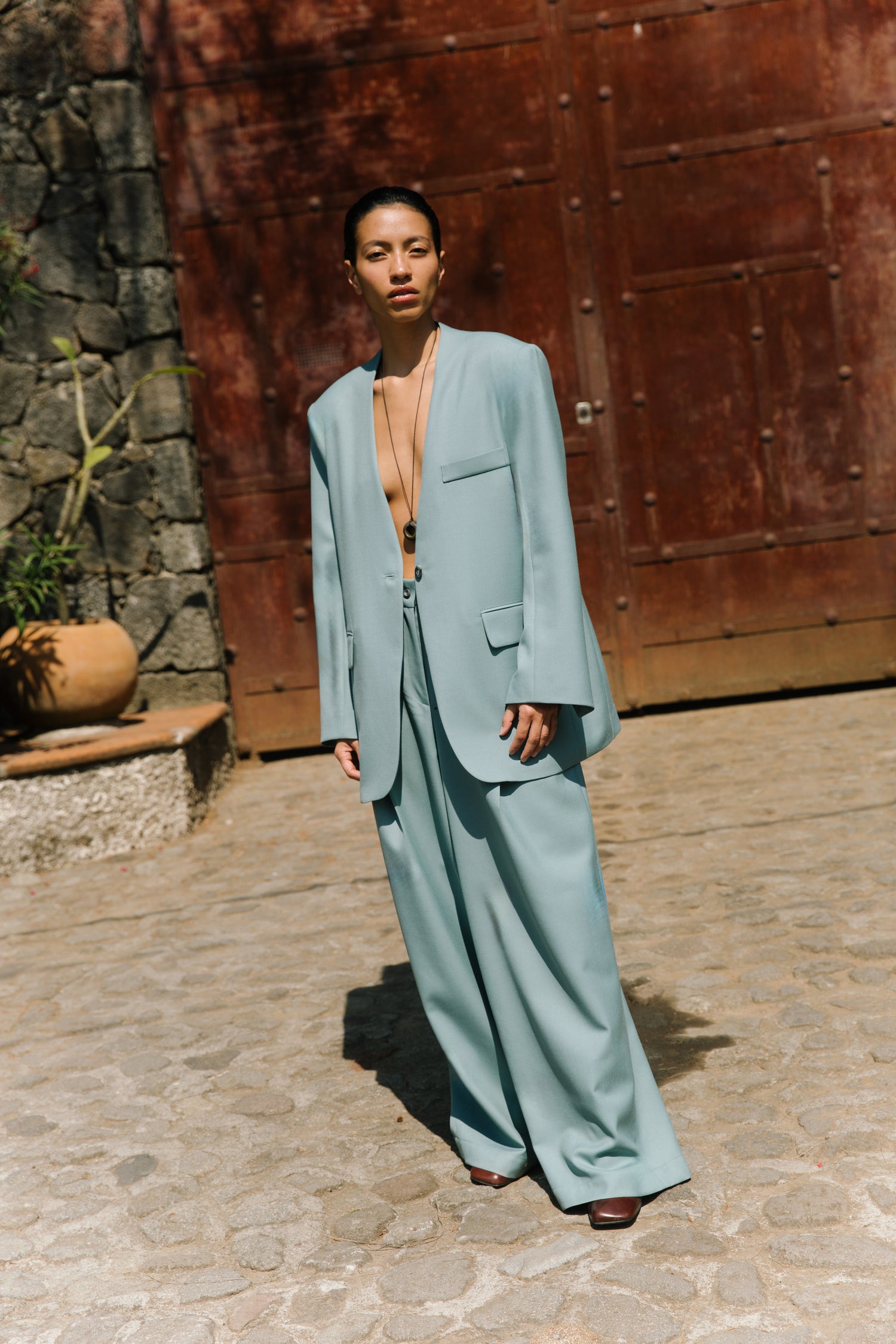 The Wool Wide Leg Pleated Trouser in Blue