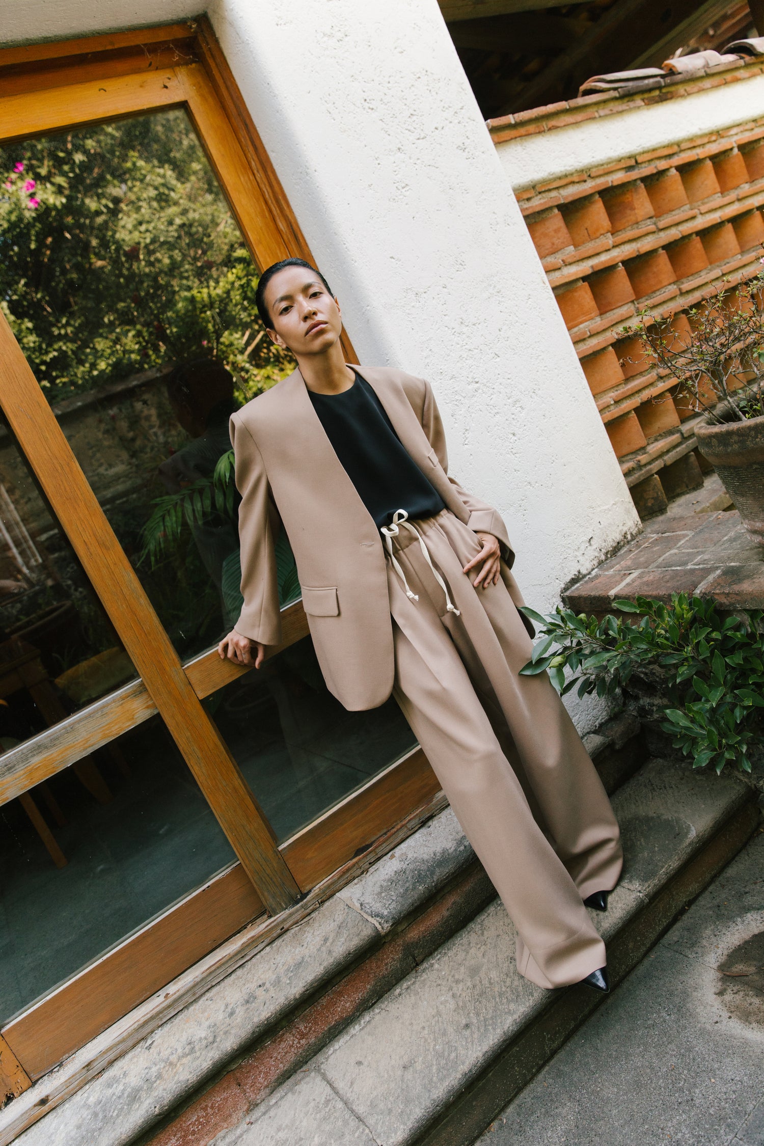 The Wool Collarless Blazer
