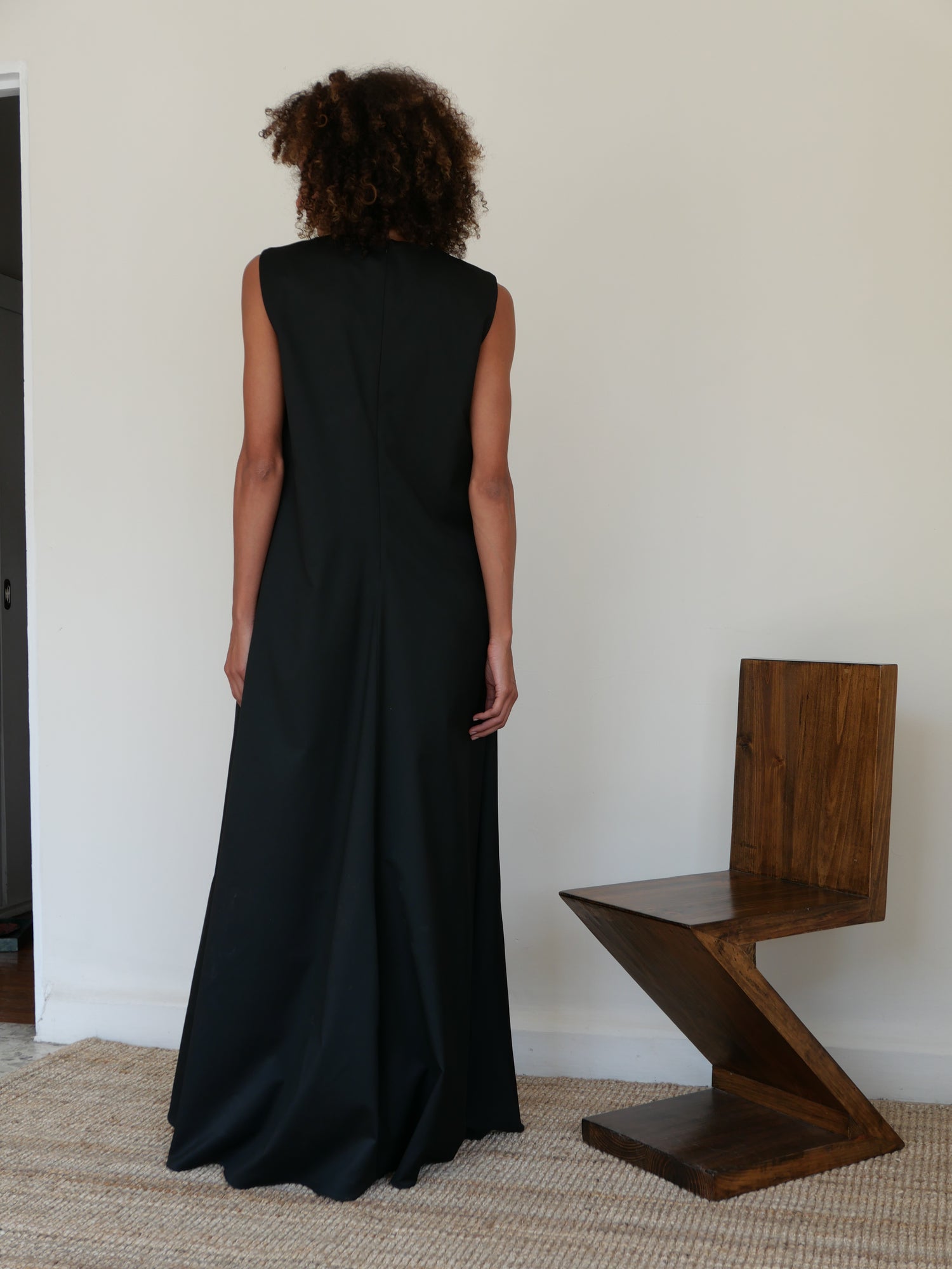 The Sleeveless A-Line Gown