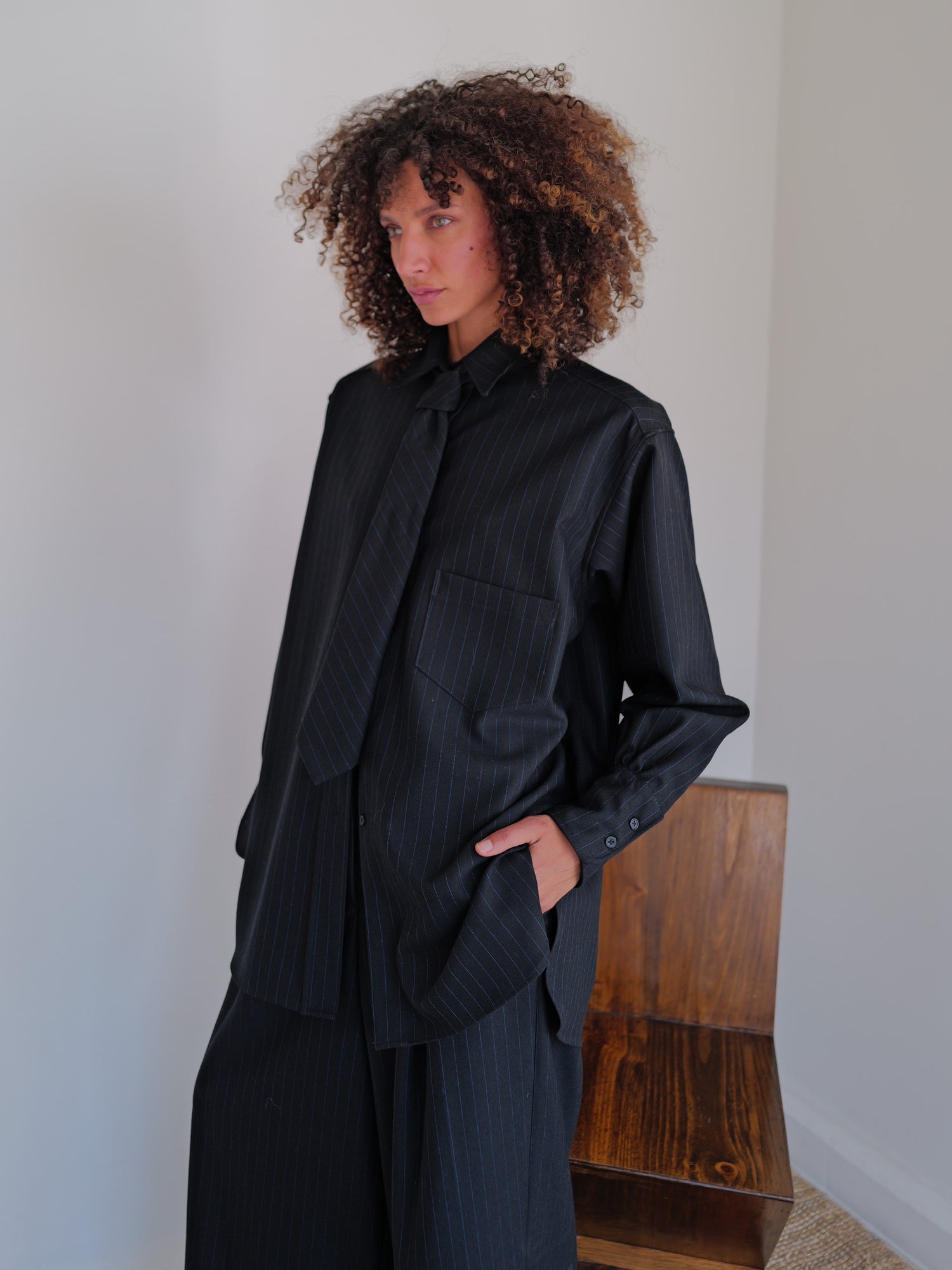 The Pinstripe Wool Necktie in Navy/Black