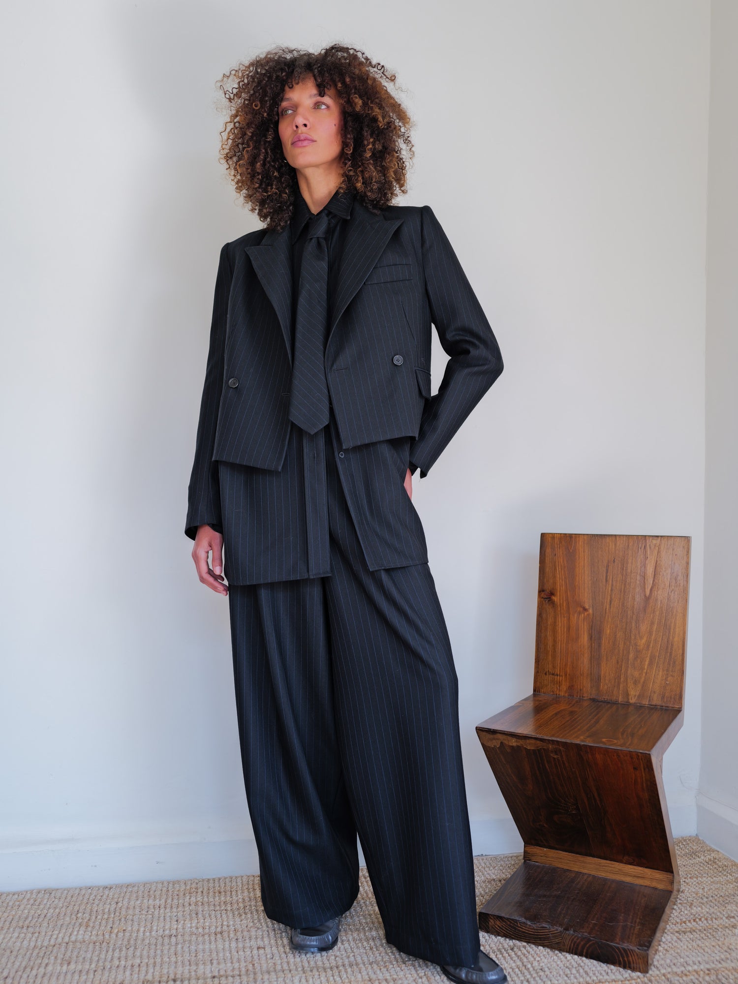 The Pinstripe Wool Necktie in Navy/Black