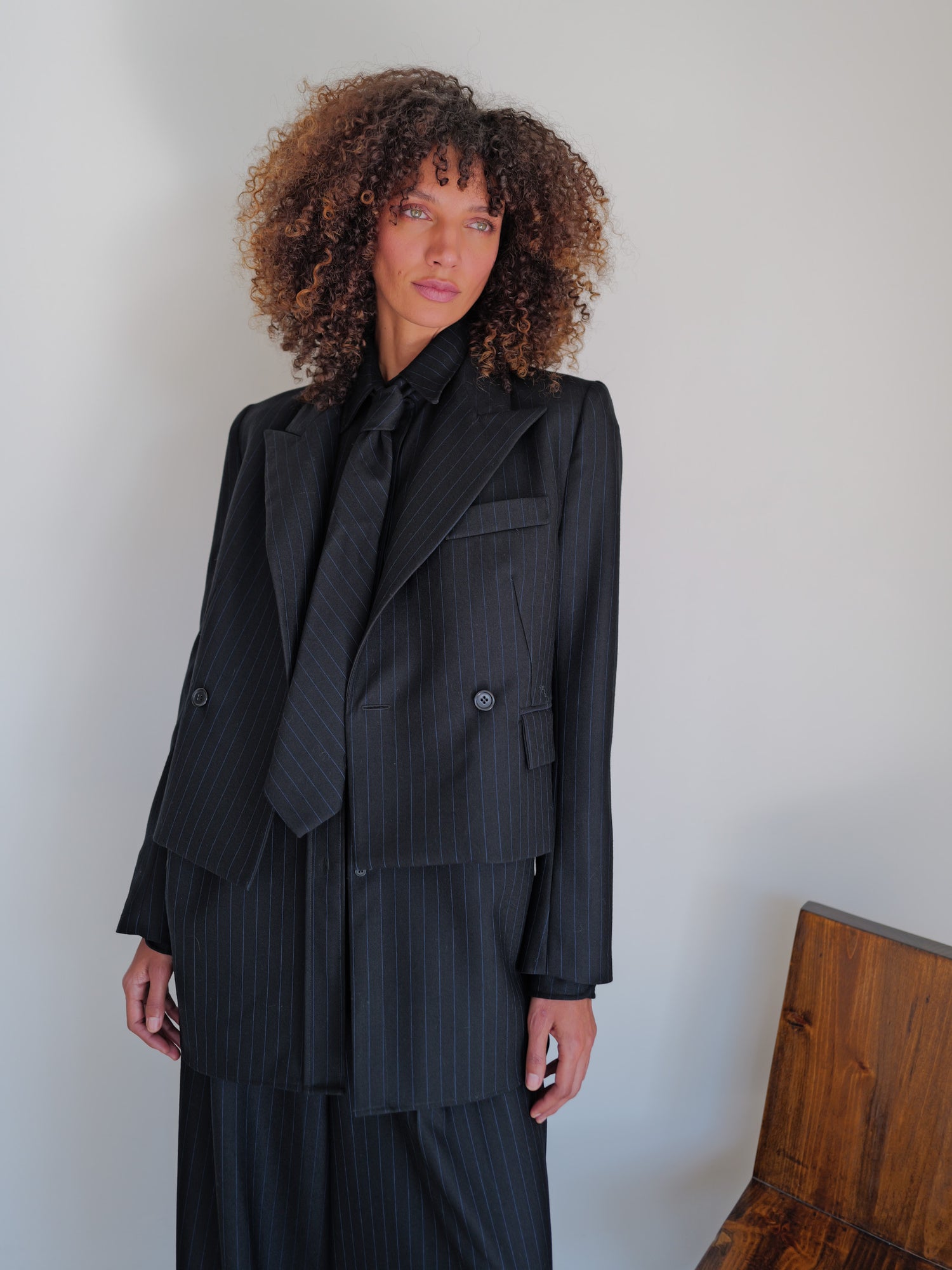 The Pinstripe Wool Necktie in Navy/Black