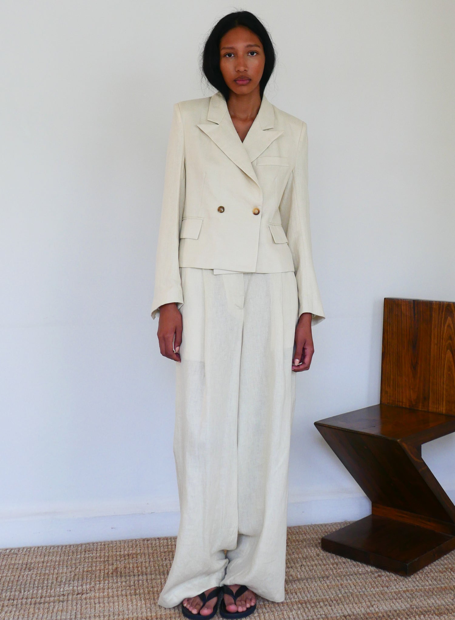 The Linen Wide Leg Pleated Trouser