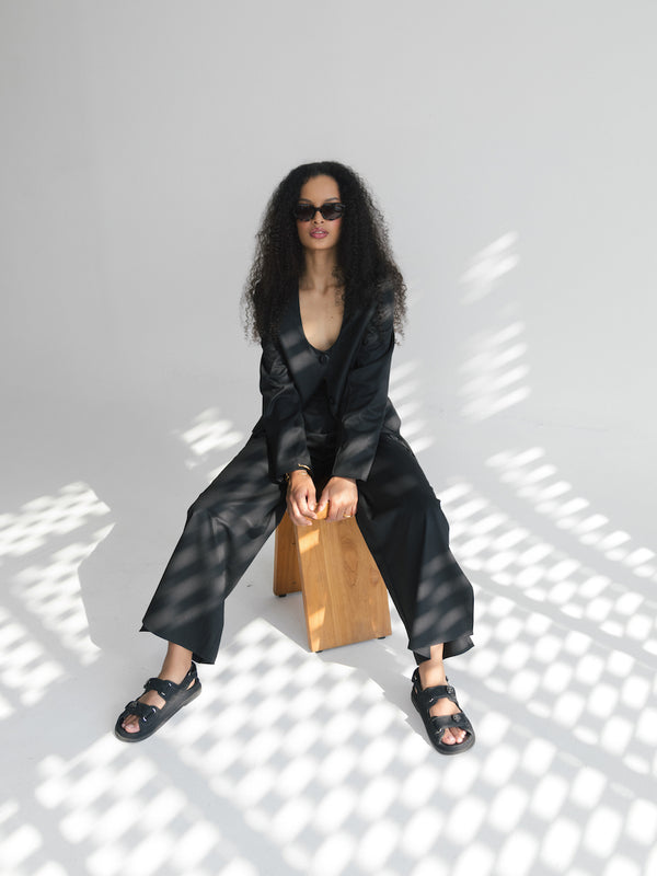 The Scoop Neck Blazer